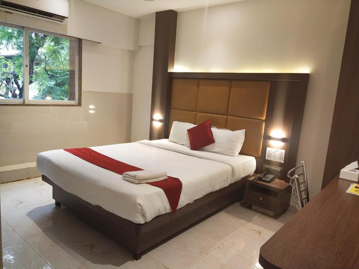 Hotel Monarch Express Near Karnala Sports Academy Panvel,Navi Mumbai Luaran gambar