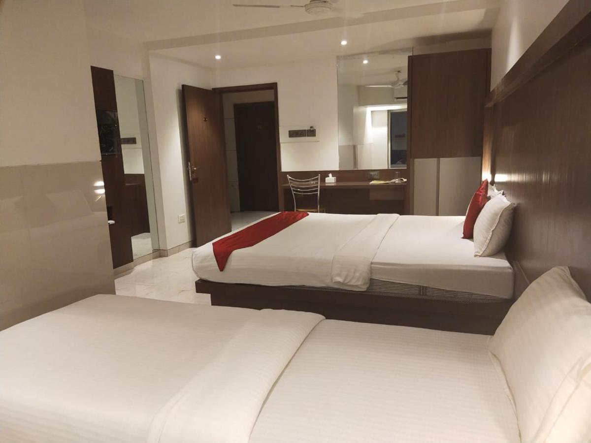 Hotel Monarch Express Near Karnala Sports Academy Panvel,Navi Mumbai Luaran gambar