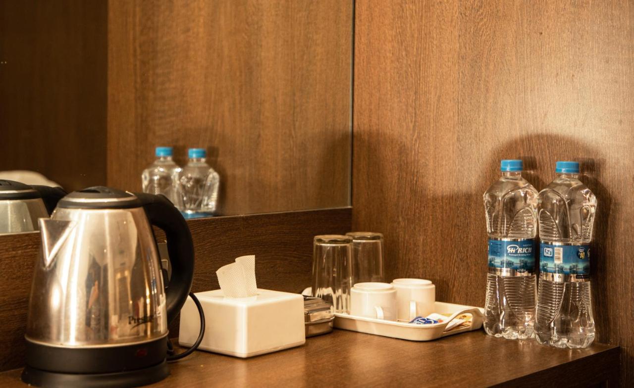 Hotel Monarch Express Near Karnala Sports Academy Panvel,Navi Mumbai Luaran gambar