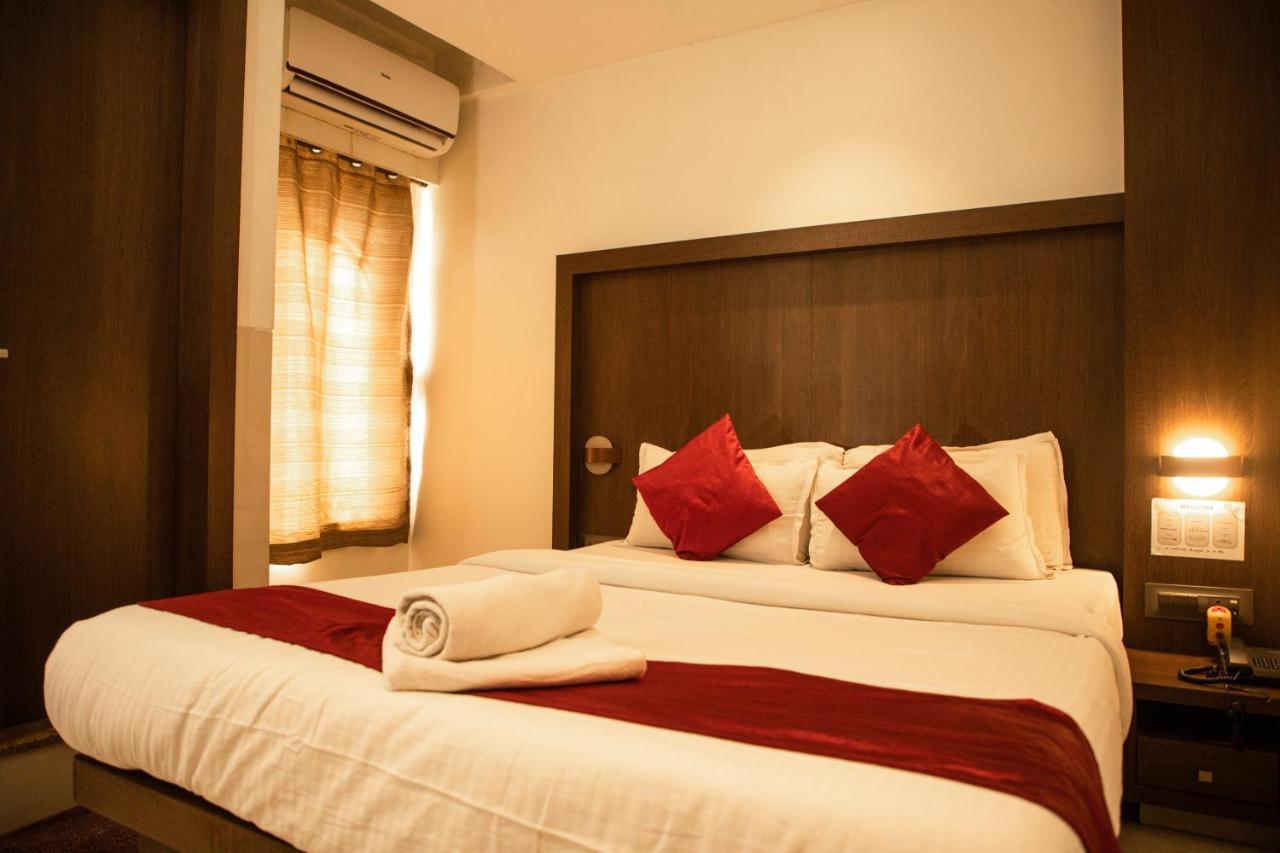 Hotel Monarch Express Near Karnala Sports Academy Panvel,Navi Mumbai Luaran gambar